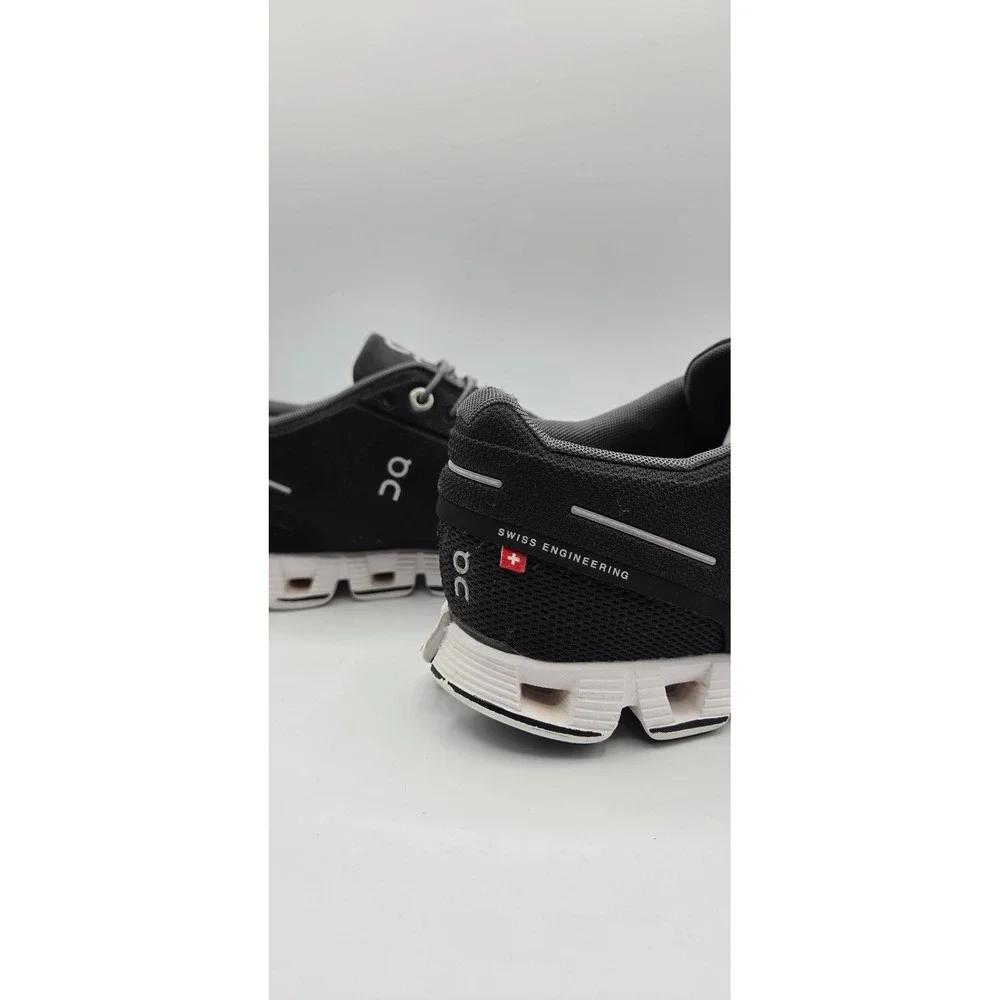 On Cloud 5 Women's Running Shoes 7.5 Black White Mesh Speed Lace Sneakers